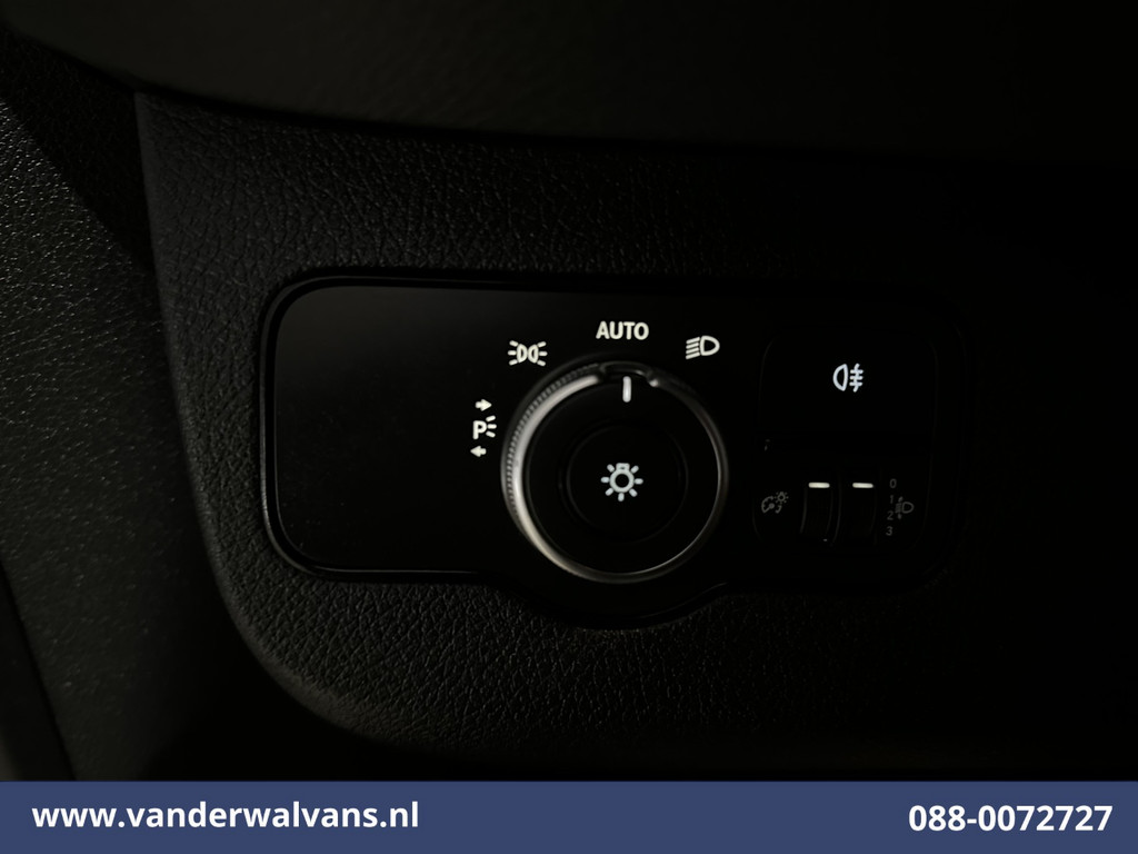 Mercedes-Benz Sprinter 315 CDI 150pk L2H1 Euro6 Airco | Camera | Apple Carplay | Cruisecontrol | Trekhaak Android Auto, Stoelverwarming, Parkeersensoren, Bijrijdersbank 16