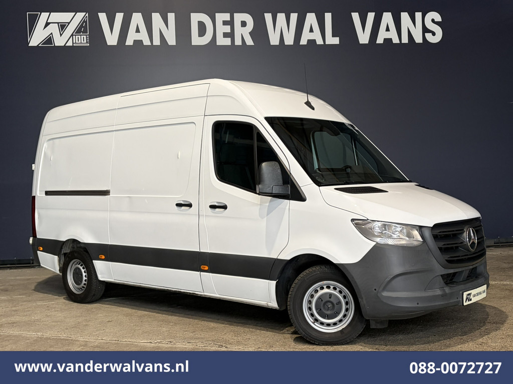 Mercedes-Benz Sprinter 315 CDI 150pk L2H2 Euro6 Airco | Camera | Apple Carplay | Android Auto Parkeersensoren, 270 Graden Achterdeuren, Bijrijdersbank