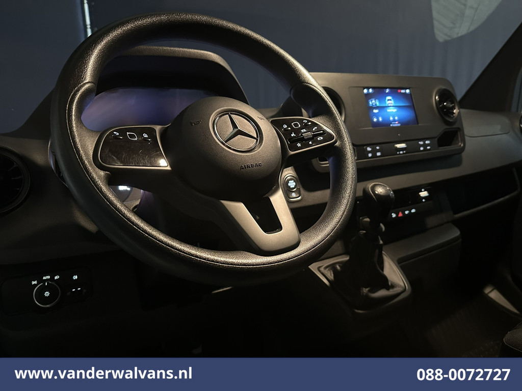 Mercedes-Benz Sprinter 315 CDI 150pk L3H2 Euro6 Airco | Camera | Navigatie | Apple Carplay | Trekhaak Android Auto, Bijrijdersbank 14