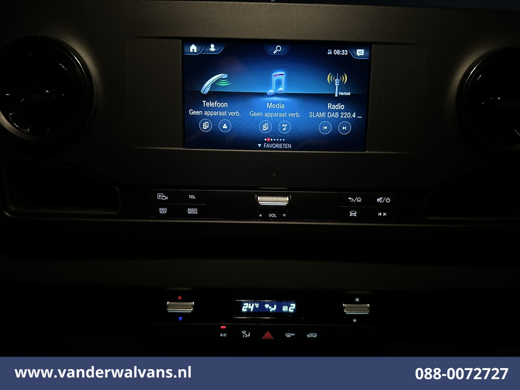 Mercedes-Benz Sprinter 315 CDI 150pk L3H2 Euro6 Airco | Camera | Navigatie | Apple Carplay | Trekhaak Android Auto, Bijrijdersbank 15