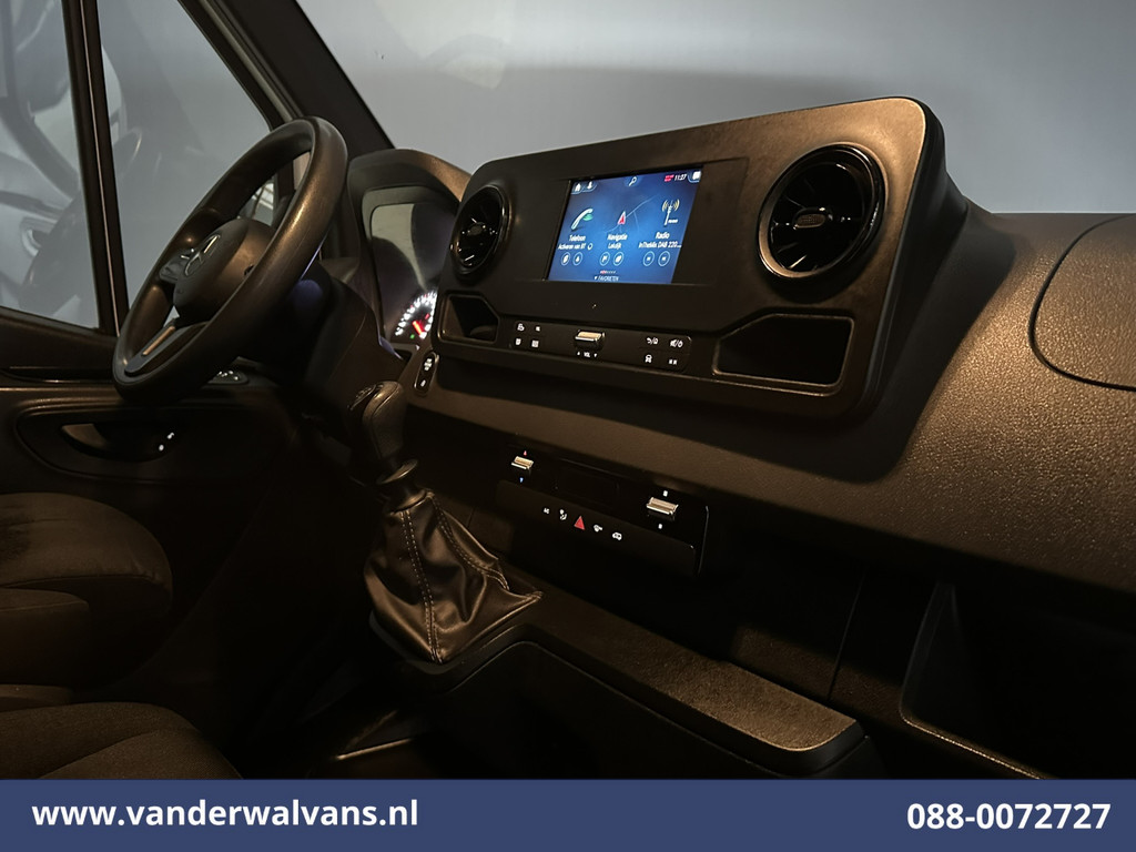 Mercedes-Benz Sprinter 315 CDI 150pk L3H2 Euro6 Airco | Navigatie | Camera | Chauffeursstoel Bijrijdersbank 13