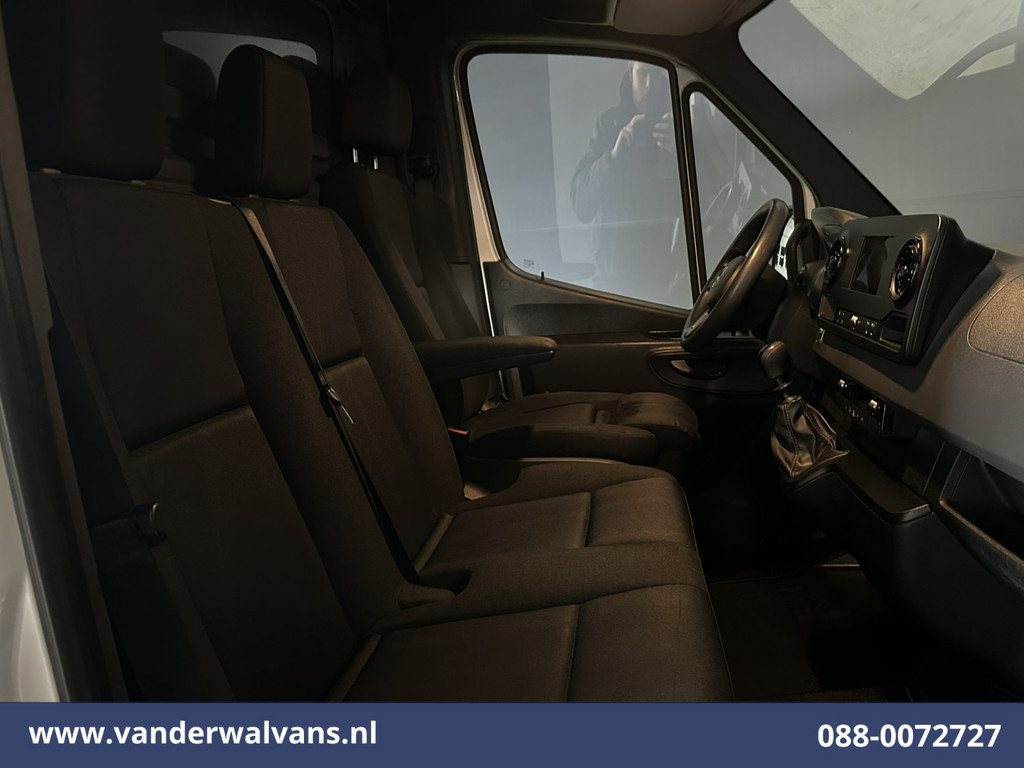 Mercedes-Benz Sprinter 315 CDI 150pk L3H2 Euro6 Airco | Navigatie | Camera | Chauffeursstoel Bijrijdersbank 6