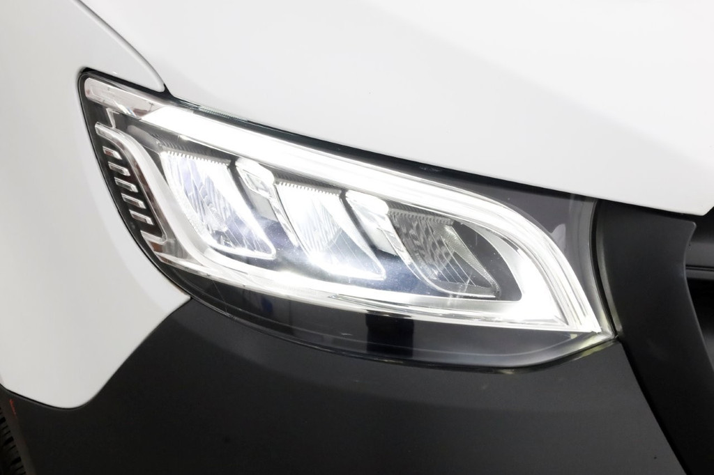 Mercedes-Benz Sprinter 315 CDI 150pk RWD 9G-Automaat L2H2 LED/Airco/Camera 12-2020 12