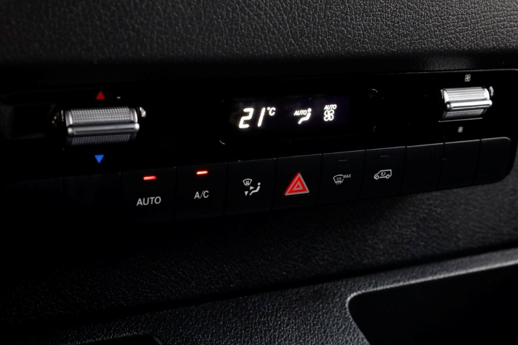 Mercedes-Benz Sprinter 315 CDI 150pk RWD 9G Automaat L2H2 Laadklep Airco/Camera/Navi 05-2021 17