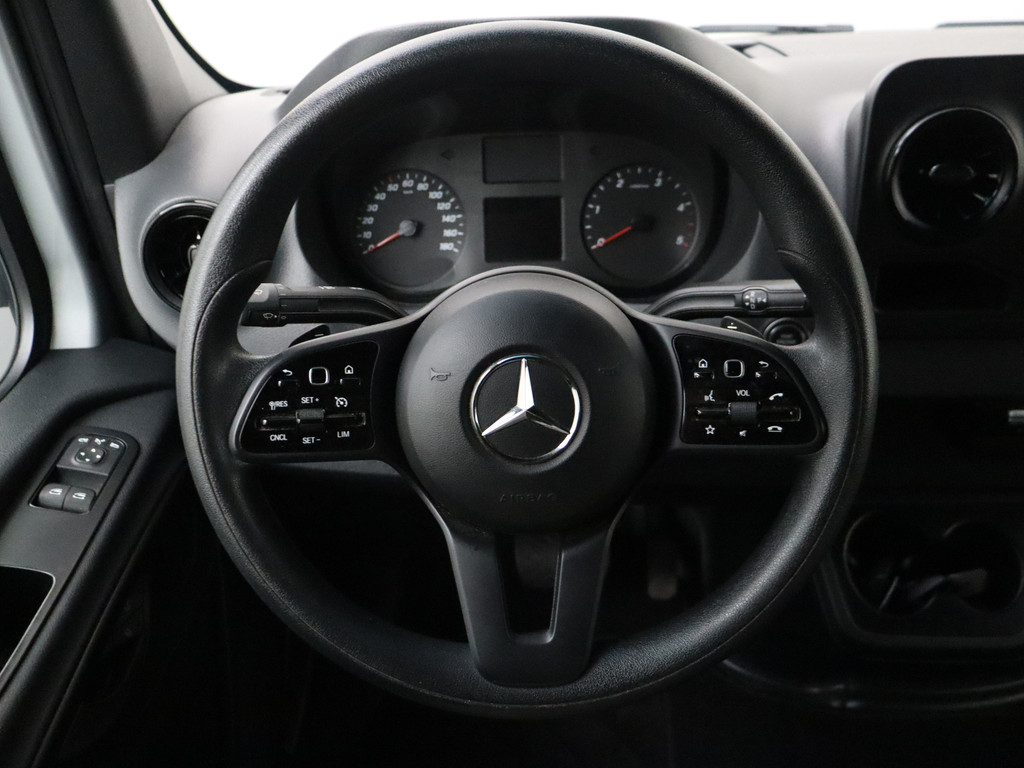Mercedes-Benz Sprinter 315CDI 9G-Tronic Automaat L2H2 | 3500Kg Trekken | Camera | Airco | Cruise | Betimmering | 3-Persoons 15