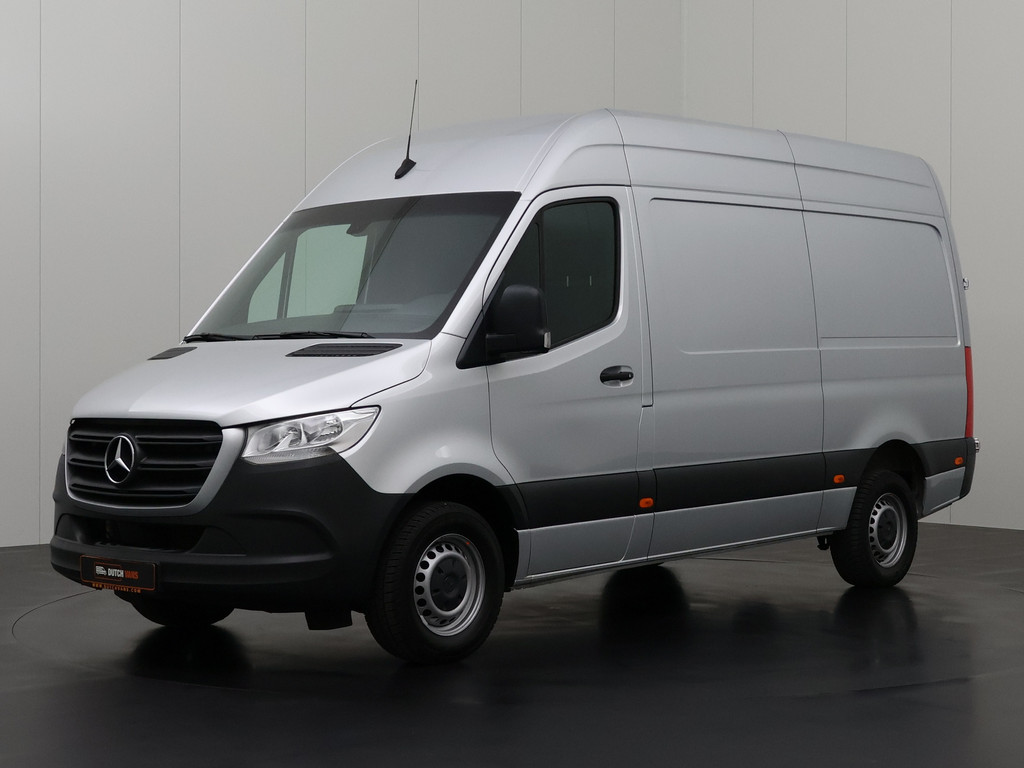 Mercedes-Benz Sprinter 315CDI 9G-Tronic Automaat L2H2 | 3500Kg Trekken | Camera | Airco | Cruise | Betimmering | 3-Persoons 7