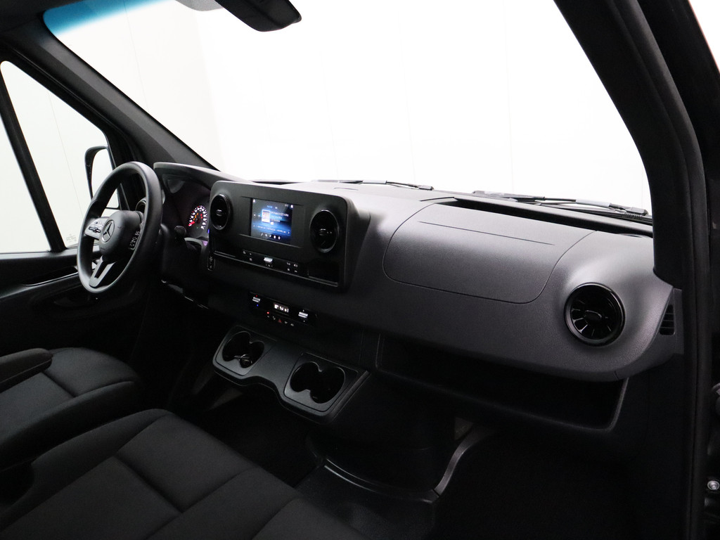 Mercedes-Benz Sprinter 315CDI 9G-Tronic Automaat L2H2 | 3500Kg Trekken | Touchscreen | Camera | 3-Persoons | Airco | Cruise 21