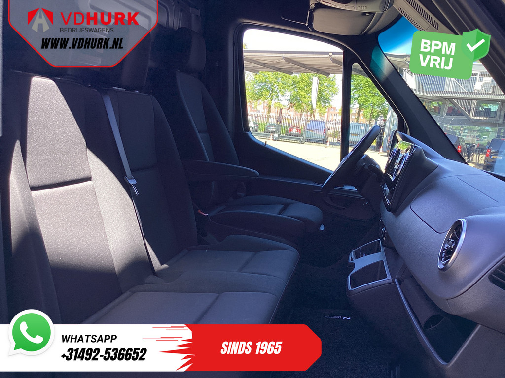 Mercedes-Benz Sprinter 315 CDI Aut. L2H2 3.5t Trekverm./ LED/ Gev.Stoel/ 10,25? MBUX/ Climate/ Stoelverw./ Carplay/ Navi/ Cruise/ Camera/ PDC/ Trekhaak 10