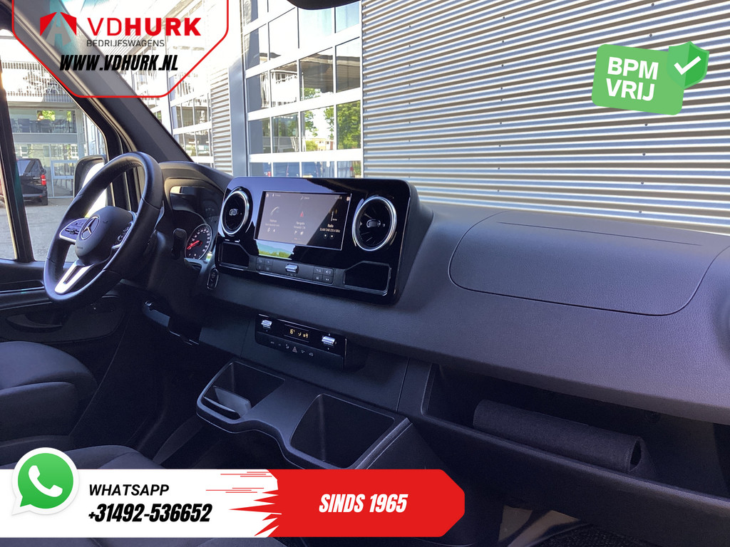 Mercedes-Benz Sprinter 315 CDI Aut. L2H2 3.5t Trekverm./ LED/ Gev.Stoel/ 10,25? MBUX/ Climate/ Stoelverw./ Carplay/ Navi/ Cruise/ Camera/ PDC/ Trekhaak 11