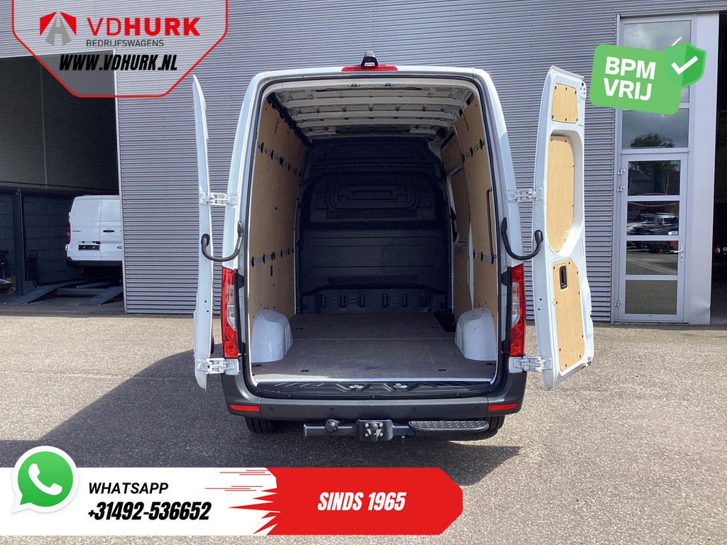 Mercedes-Benz Sprinter 315 CDI Aut. L2H2 3.5t Trekverm./ Stoelverw./ Carplay/ 270Gr.Deuren/ Navi/ Camera/ PDC/ Cruise/ DAB 7