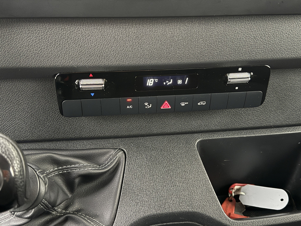 Mercedes-Benz Sprinter 315CDI Bakwagen+Laadklep | Dakspoiler | Zijdeur | Airco | Cruise | Betimmering | 3-Persoons 17