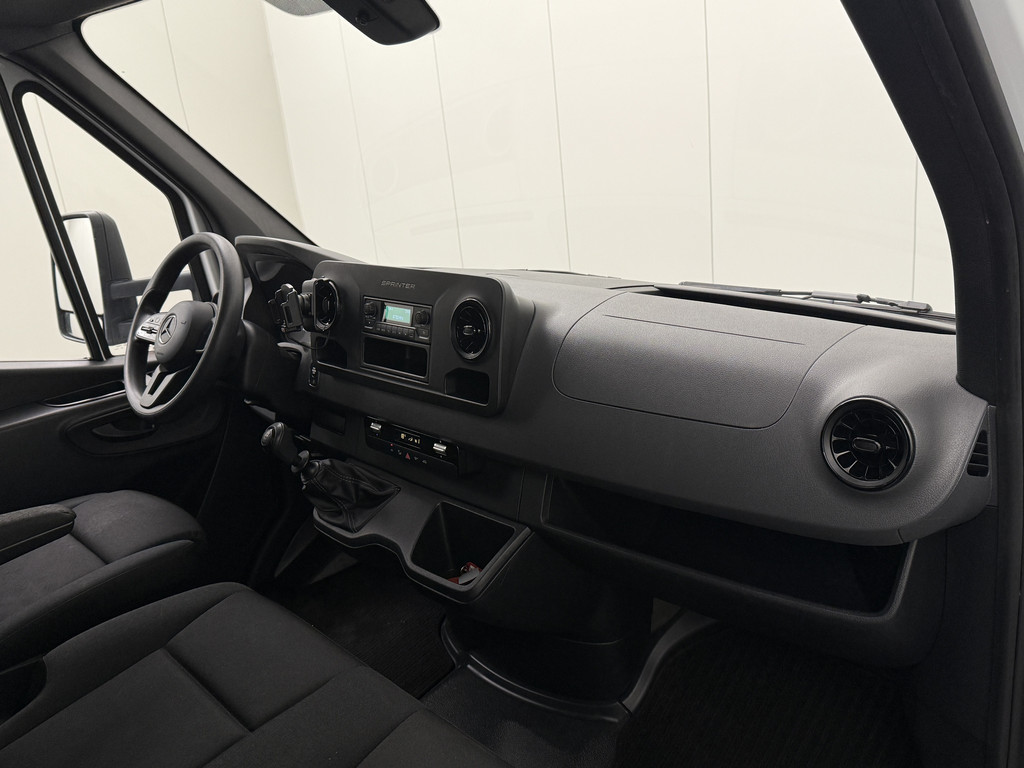 Mercedes-Benz Sprinter 315CDI Bakwagen+Laadklep | Dakspoiler | Zijdeur | Airco | Cruise | Betimmering | 3-Persoons 20