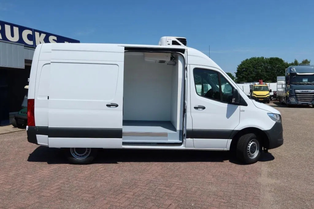 Mercedes-Benz Sprinter 315 CDI Koel/Vries/Verwarmen Carrier Xarios 350 + 220 volt nachtaansluiting 16