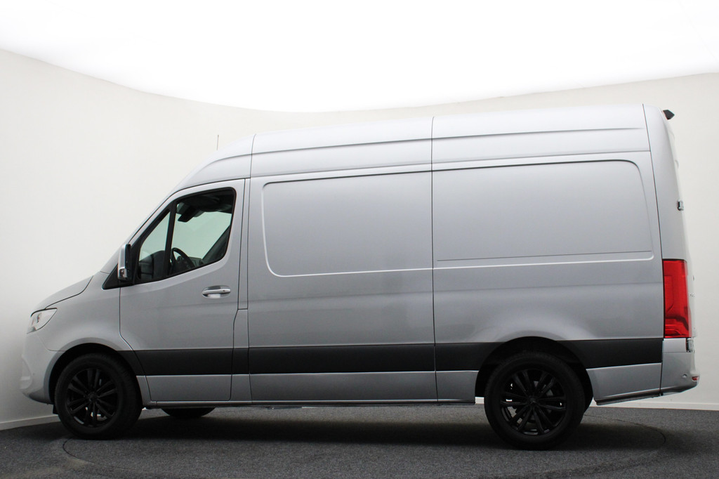Mercedes-Benz Sprinter 315 CDI L2H2 Automaat 3-Zits, Airco, Cruise, Camera, Apple Carplay, DAB, PDC, 18 16