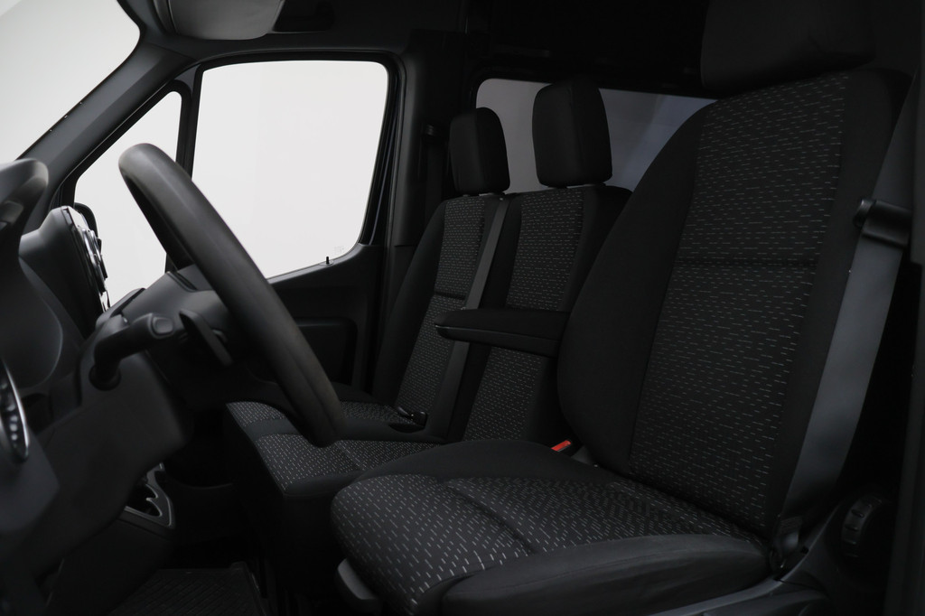 Mercedes-Benz Sprinter 315 CDI L2H2 DC 6-Zits, Camera, Cruise, Apple Carplay, LED, Chauffersstoel, PDC, 18 10