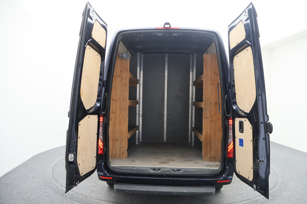 Mercedes-Benz Sprinter 315 CDI L2H2 DC 6-Zits, Camera, Cruise, Apple Carplay, LED, Chauffersstoel, PDC, 18 15