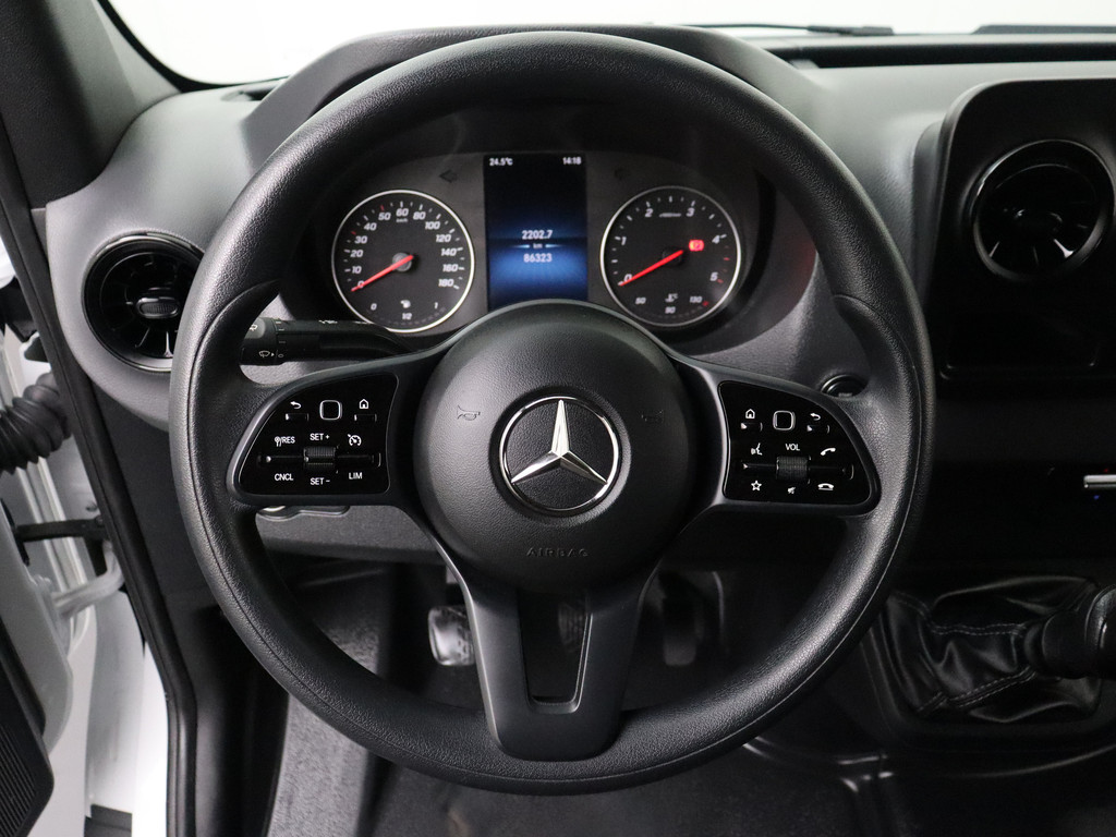 Mercedes-Benz Sprinter 315CDI L2H2 | Mbux Touchscreen Camera | Betimmering | Airco | Cruise | 3-Persoons 14