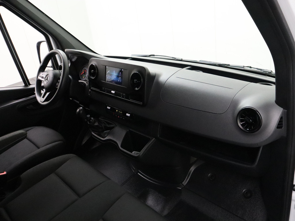 Mercedes-Benz Sprinter 315CDI L2H2 | Mbux Touchscreen Camera | Betimmering | Airco | Cruise | 3-Persoons 20