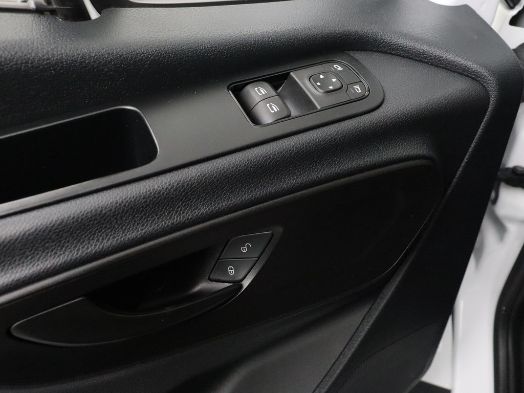 Mercedes-Benz Sprinter 315CDI L2H2 | Mbux Touchscreen Camera | Betimmering | Airco | Cruise | 3-Persoons 8