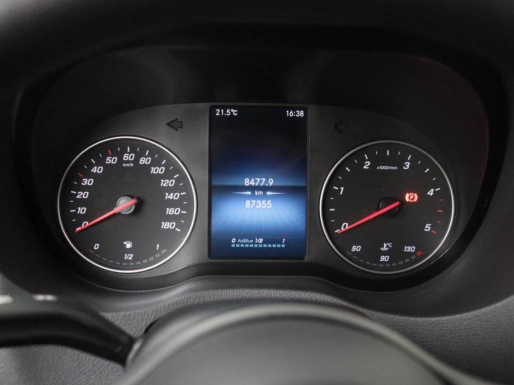 Mercedes-Benz Sprinter 315CDI L2H2 | Multimedia | Camera | Airco | Cruise | Betimmering | 3-Persoons 9