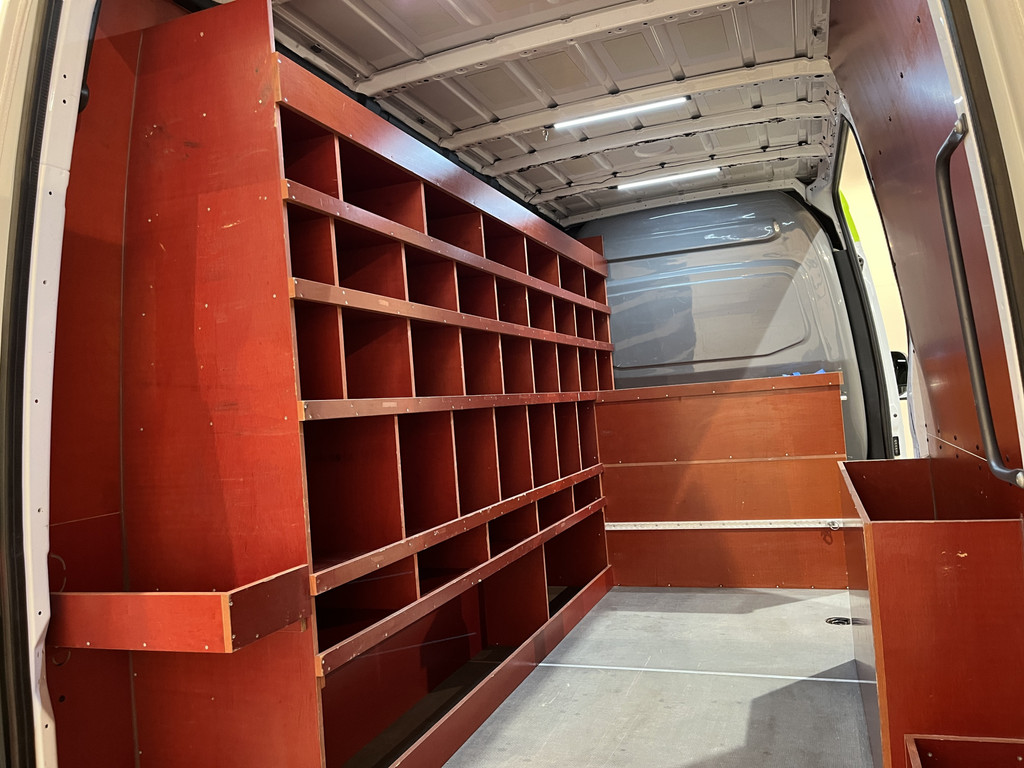 Mercedes-Benz Sprinter 315 CDI L2H2 RWD Automaat / Servicebus / Kastinrichting / Euro 6 / Airco / CarPlay / Cruise Control / Camera / Trekhaak / Imperiaal 14