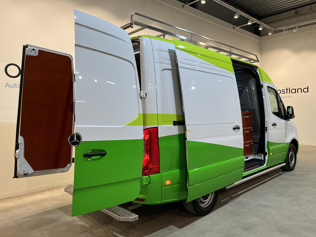 Mercedes-Benz Sprinter 315 CDI L2H2 RWD Automaat / Servicebus / Kastinrichting / Euro 6 / Airco / CarPlay / Cruise Control / Camera / Trekhaak / Imperiaal 19