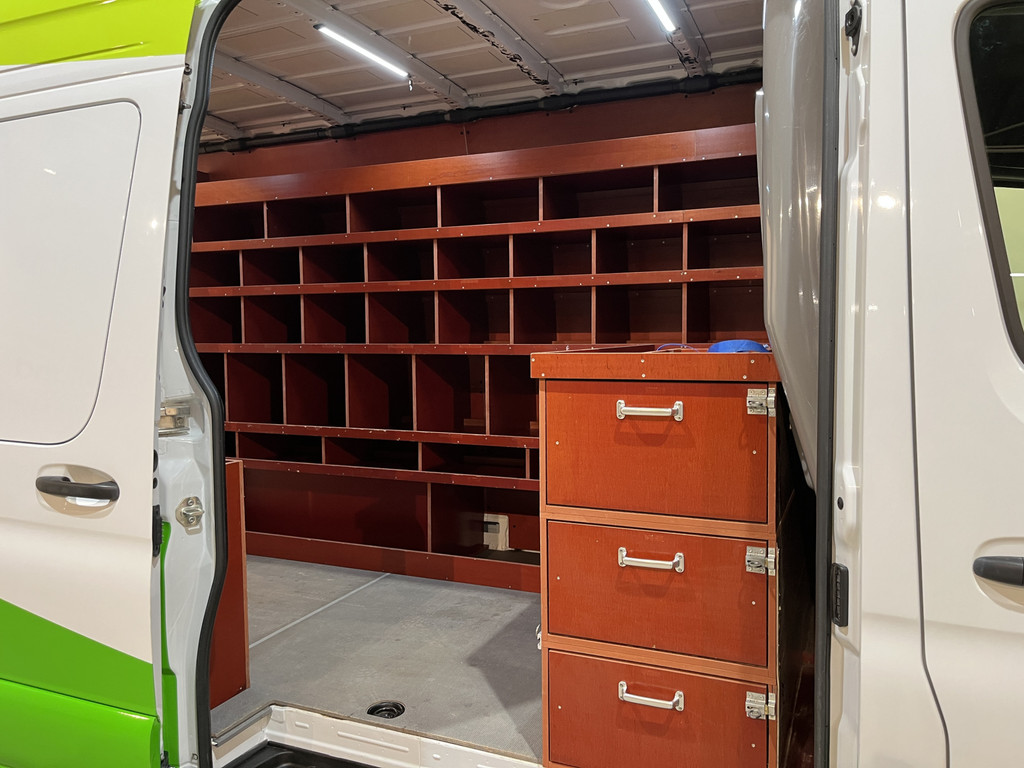 Mercedes-Benz Sprinter 315 CDI L2H2 RWD Automaat / Servicebus / Kastinrichting / Euro 6 / Airco / CarPlay / Cruise Control / Camera / Trekhaak / Imperiaal 21