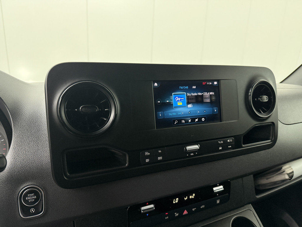 Mercedes-Benz Sprinter 315CDi Automaat L2H2 | Led | Standverwarming | Navigatie | Camera | Multimedia | Airco | Cruise | Betimmering 18