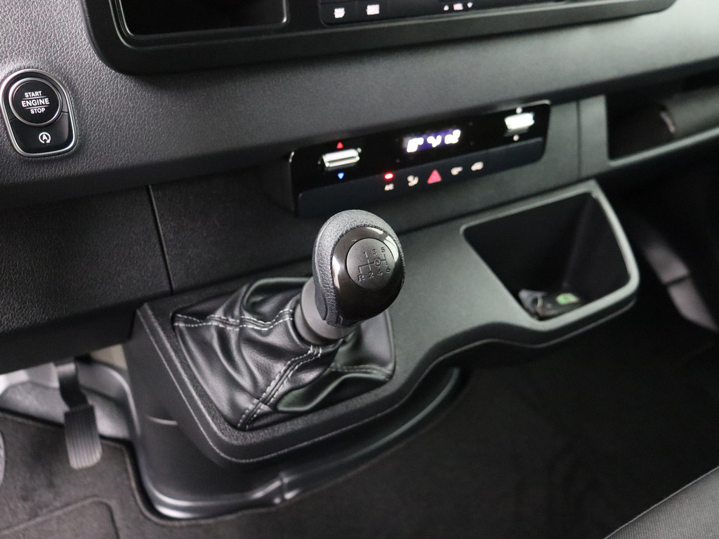 Mercedes-Benz Sprinter 315CDi L3H2 Maxi | 3400 KMST !!!! | Navigatie | Camera | 3-Persoons | Betimmering 17