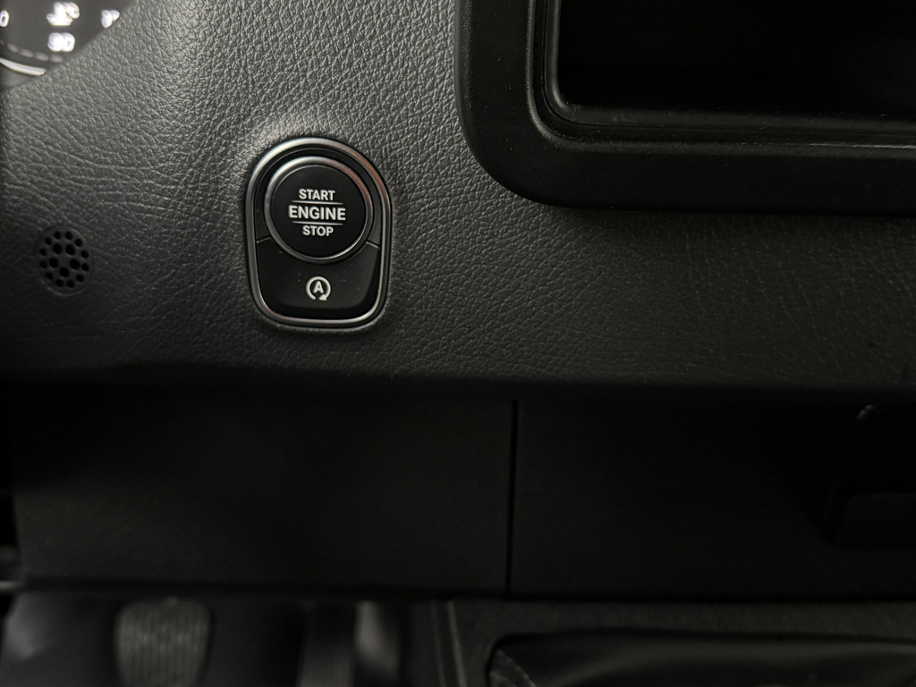 Mercedes-Benz Sprinter 315CDi L3H2 Maxi | 3500Kg Trekhaak | Mbux Multimedia | Airco | Cruise | 3-Persoons | Betimmering 15