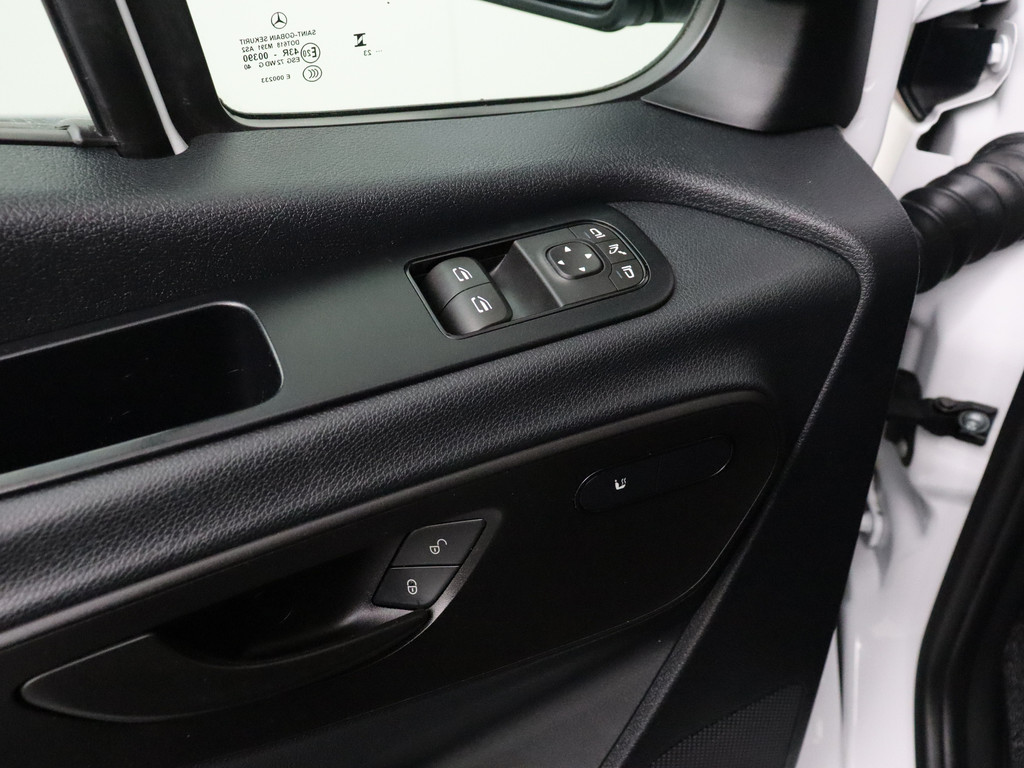 Mercedes-Benz Sprinter 315CDi L3H2 Maxi | Navigatie | Camera | 3-Persoons | Airco | Cruise | Betimmering 8