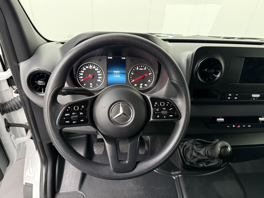 Mercedes-Benz Sprinter 315CDi L3H2 Maxi | Navigatie | Camera | Airco | Cruise | Betimmering | 3-Persoons 14