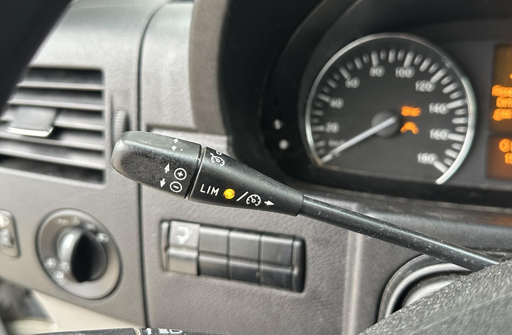 Mercedes-Benz Sprinter 316 2.2 CDI Bakwagen met laadklep Motor niet 100% 11