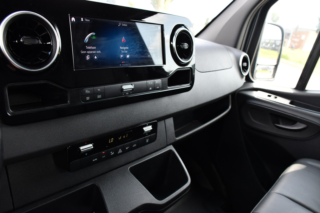Mercedes-Benz Sprinter 316 2.2 CDI L1H1 PB Edition Adaptieve Cruise, 360 Camera, Carplay, 164pk, Led, Automaat, Leder, 10,5 Mbux, Trekhaak, Uniek! 19