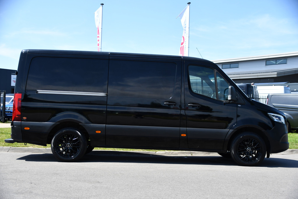 Mercedes-Benz Sprinter 316 2.2 CDI L2H1 Black Edition MARGE! Camera, Cruise, Carplay, LED, Stoelverwarming, RWD, 10,5 Mbux, Multimedia, 164pk, Sensoren, Uniek! 11