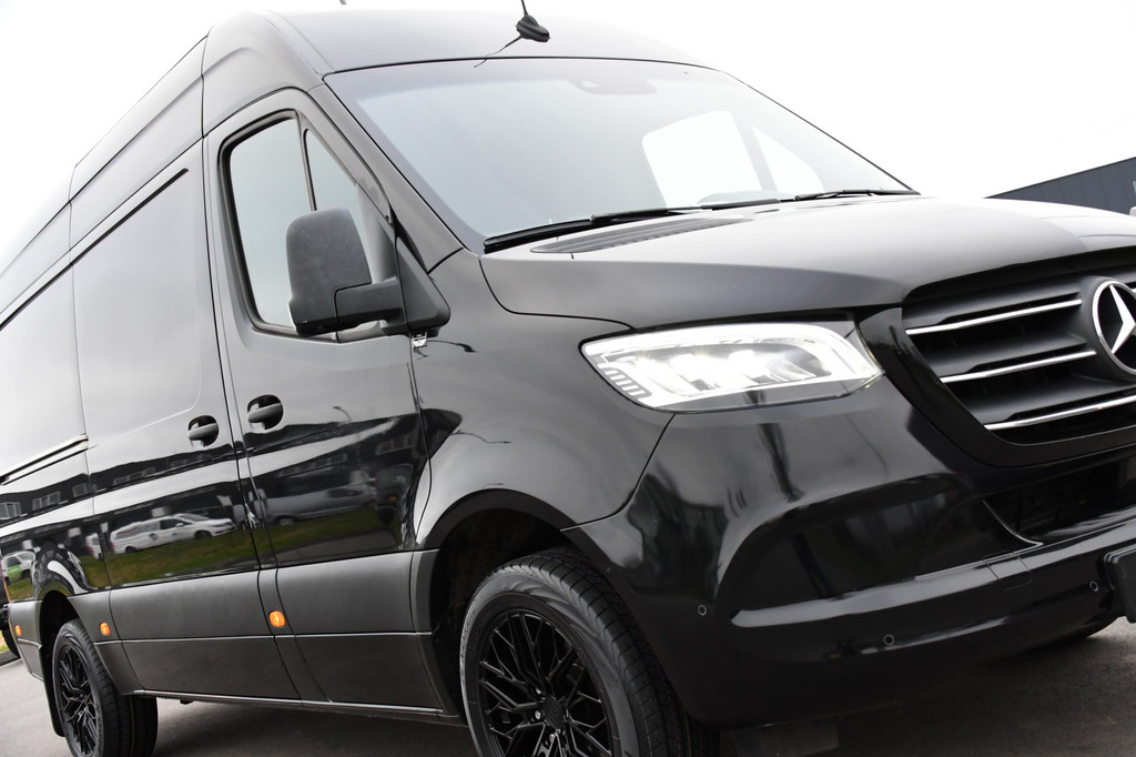 Mercedes-Benz Sprinter 316 2.2 CDI L2H2 Black Edition 360 Camera, Adaptieve Cruise, 10,5 Mbux, LED, Automaat, Leder, Stoelverwarming, Trekhaak, Uniek! 19