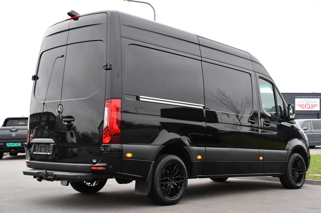 Mercedes-Benz Sprinter 316 2.2 CDI L2H2 Black Edition 360 Camera, Adaptieve Cruise, 10,5 Mbux, LED, Automaat, Leder, Stoelverwarming, Trekhaak, Uniek! 6