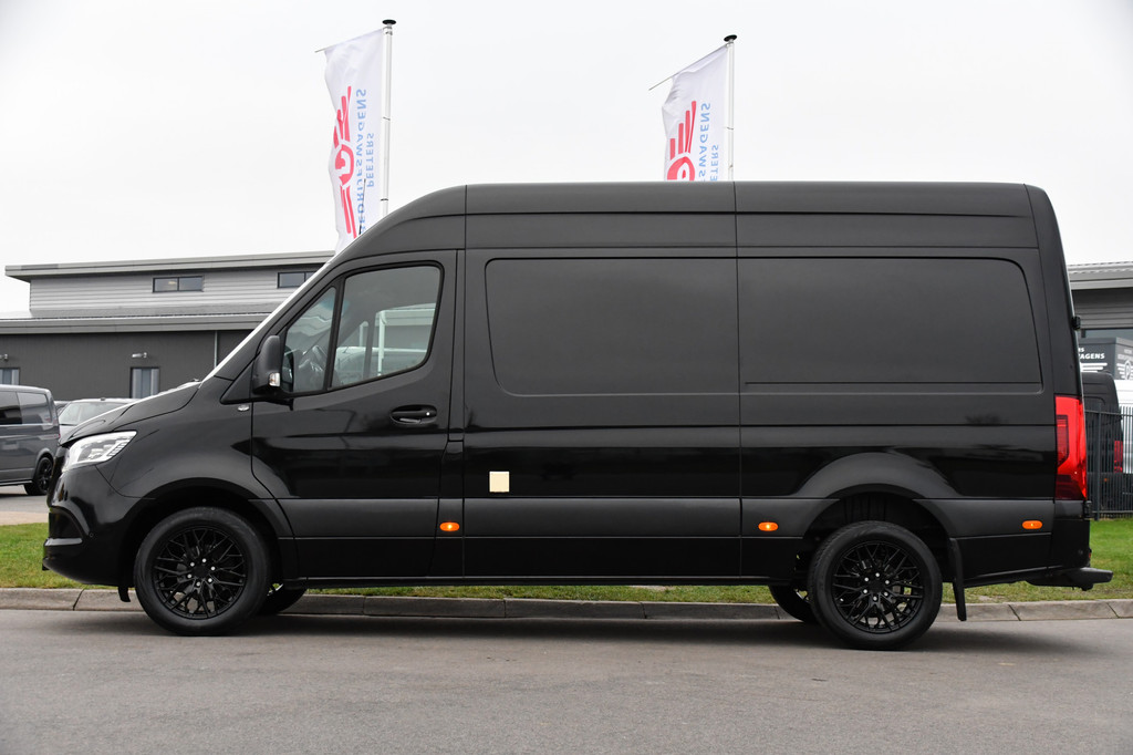 Mercedes-Benz Sprinter 316 2.2 CDI L2H2 Black Edition 360 Camera, Adaptieve Cruise, 10,5 Mbux, LED, Automaat, Leder, Stoelverwarming, Trekhaak, Uniek! 9