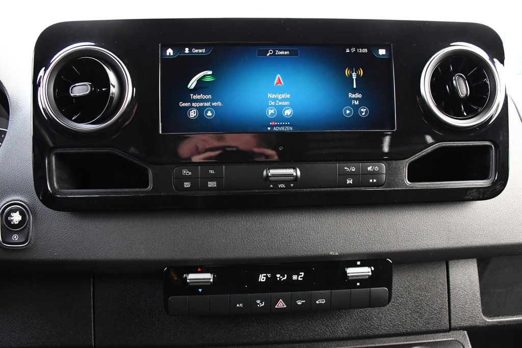 Mercedes-Benz Sprinter 316 2.2 CDI L2H2 Black Edition Camera, Cruise, Carplay, 3500kg Trekhaak, 10,5 Mbux, Automaat, 164pk, Multimedia, Uniek! 21