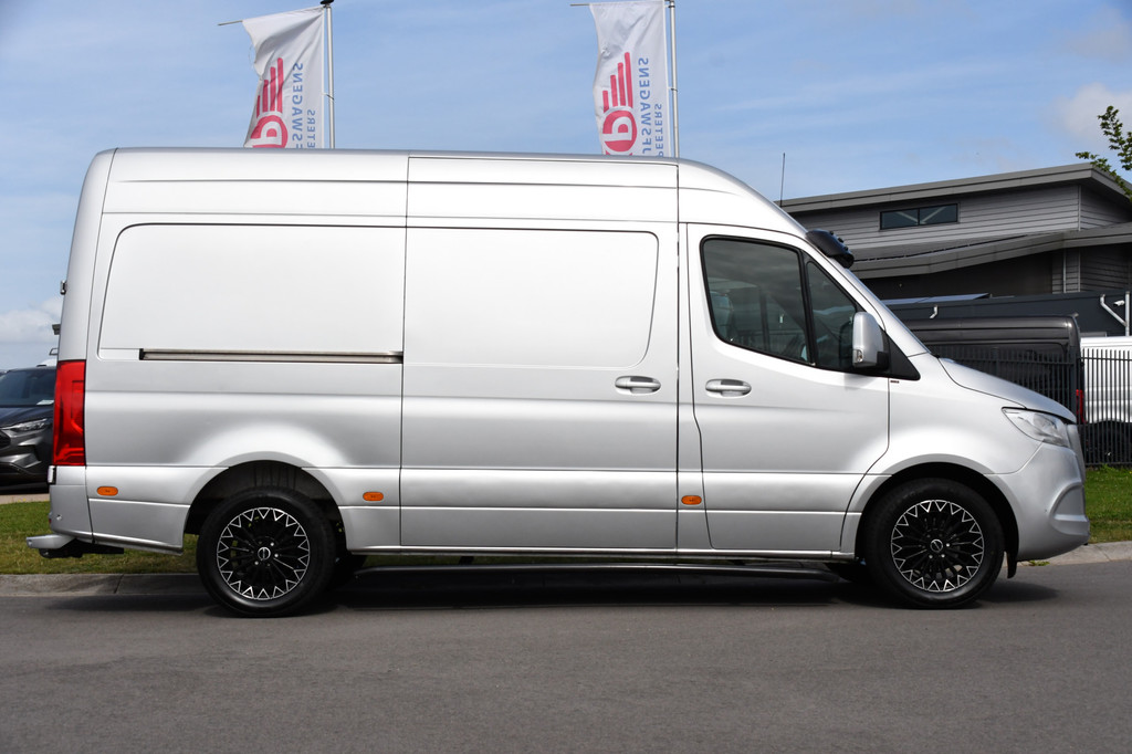 Mercedes-Benz Sprinter 316 2.2 CDI L2H2 PB Edition Adaptieve Cruise, Camera, 164pk, Automaat, Carplay, Multimedia, Trekhaak, NAVI, Uniek! 10