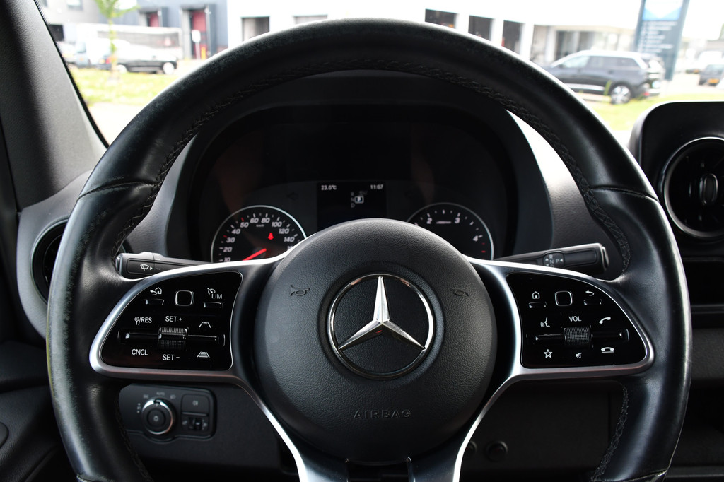 Mercedes-Benz Sprinter 316 2.2 CDI L2H2 PB Edition Adaptieve Cruise, Camera, 164pk, Automaat, Carplay, Multimedia, Trekhaak, NAVI, Uniek! 16