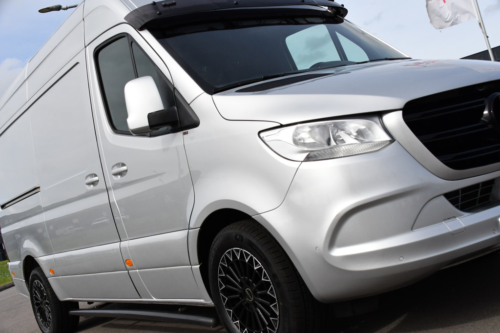 Mercedes-Benz Sprinter 316 2.2 CDI L2H2 PB Edition Adaptieve Cruise, Camera, 164pk, Automaat, Carplay, Multimedia, Trekhaak, NAVI, Uniek! 19