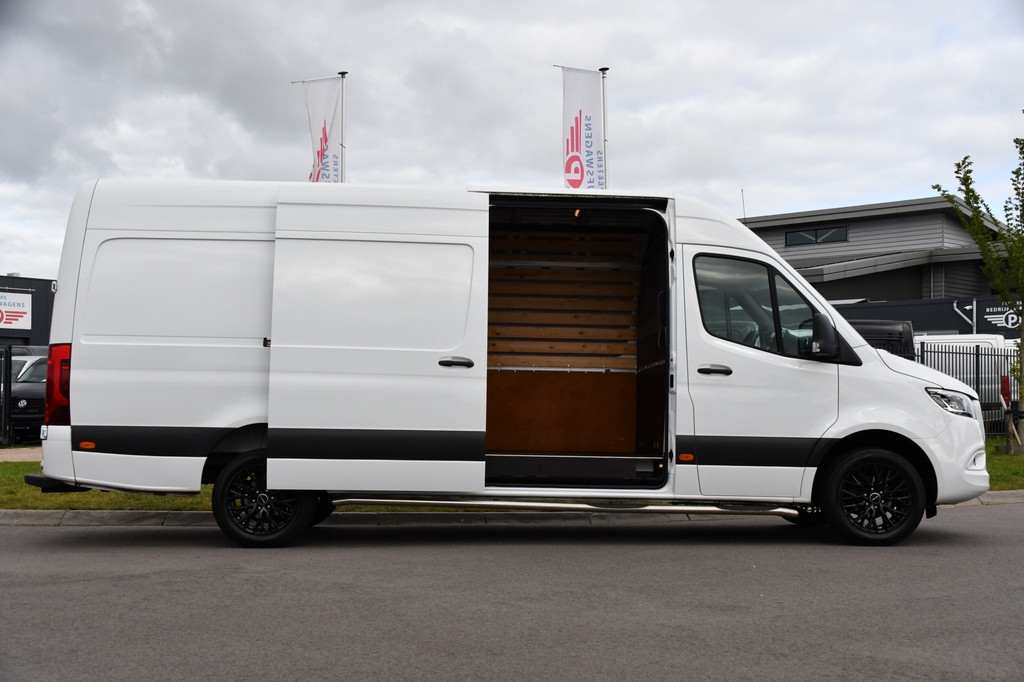 Mercedes-Benz Sprinter 316 2.2 CDI L3H2 PB Edition Camera, Cruise, 10,5 Mbux, Carplay, LED, Automaat, Stoelverwarming, Sensoren, Trekhaak, 164pk, Uniek! 11