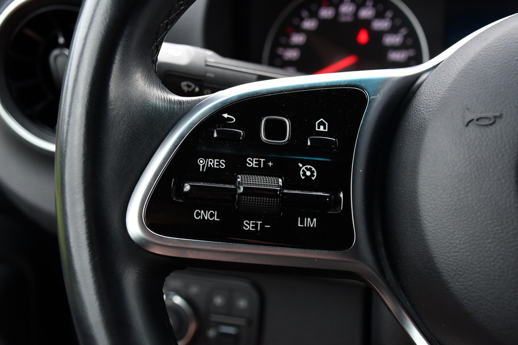 Mercedes-Benz Sprinter 316 2.2 CDI L3H2 PB Edition Camera, Cruise, 10,5 Mbux, Carplay, LED, Automaat, Stoelverwarming, Sensoren, Trekhaak, 164pk, Uniek! 17