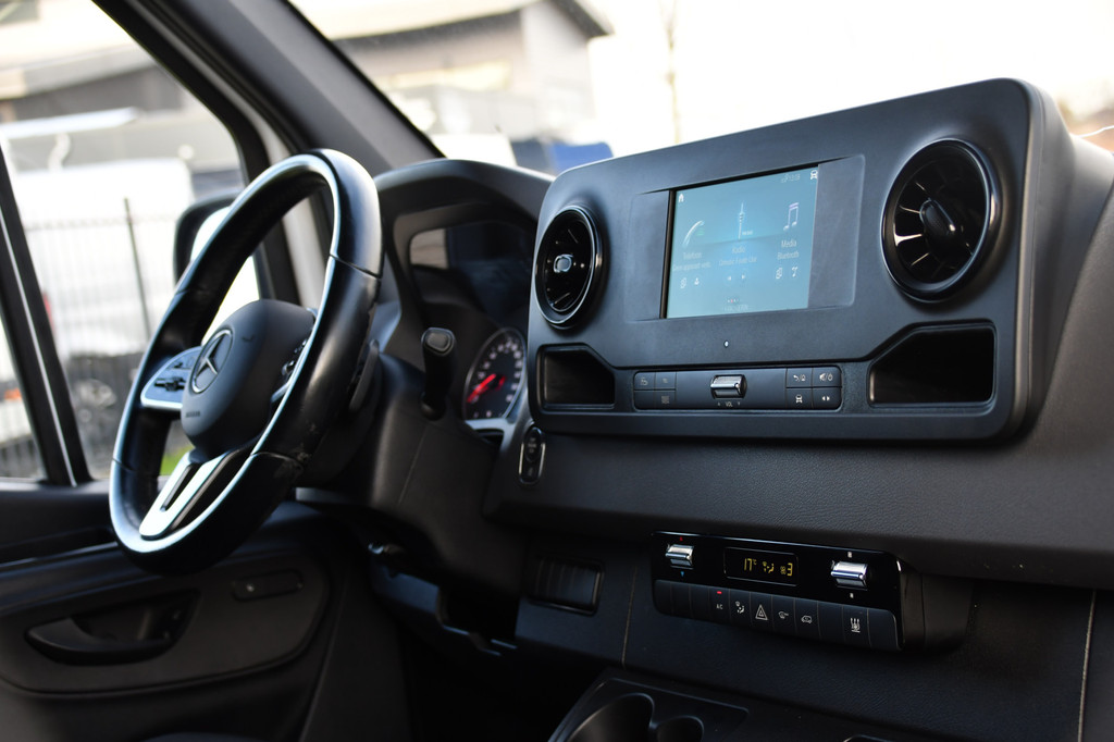 Mercedes-Benz Sprinter 316 2.2 CDI L3H2 PB Edition Camera, Cruise, Carplay, Automaat, 164PK, Multimedia, Stoelverwarming, Standkachel, LED, UNIEK! 13