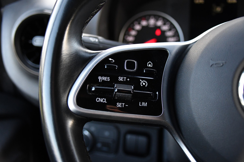 Mercedes-Benz Sprinter 316 2.2 CDI L3H2 PB Edition Camera, Cruise, Carplay, Automaat, 164PK, Multimedia, Stoelverwarming, Standkachel, LED, UNIEK! 16
