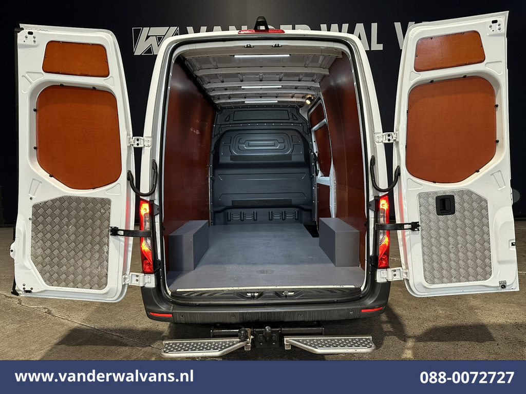 Mercedes-Benz Sprinter 316CDI 163pk 3500kg Trekhaak L2H2 Euro6 Airco | Camera | Apple Carplay Android Auto, Cruisecontrol, Parkeersensoren 2