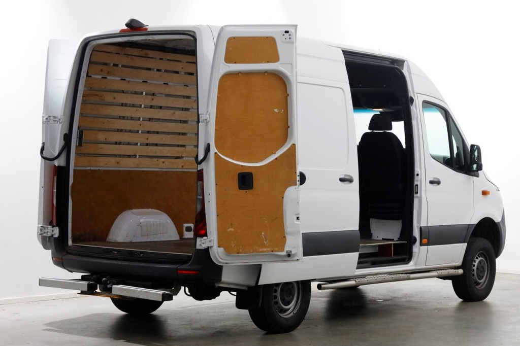 Mercedes-Benz Sprinter 316 CDI 163pk 7G Automaat L2H2 4x4 ZG1 Airco/Camera/Trekhaak 2800kg 02-2022 11