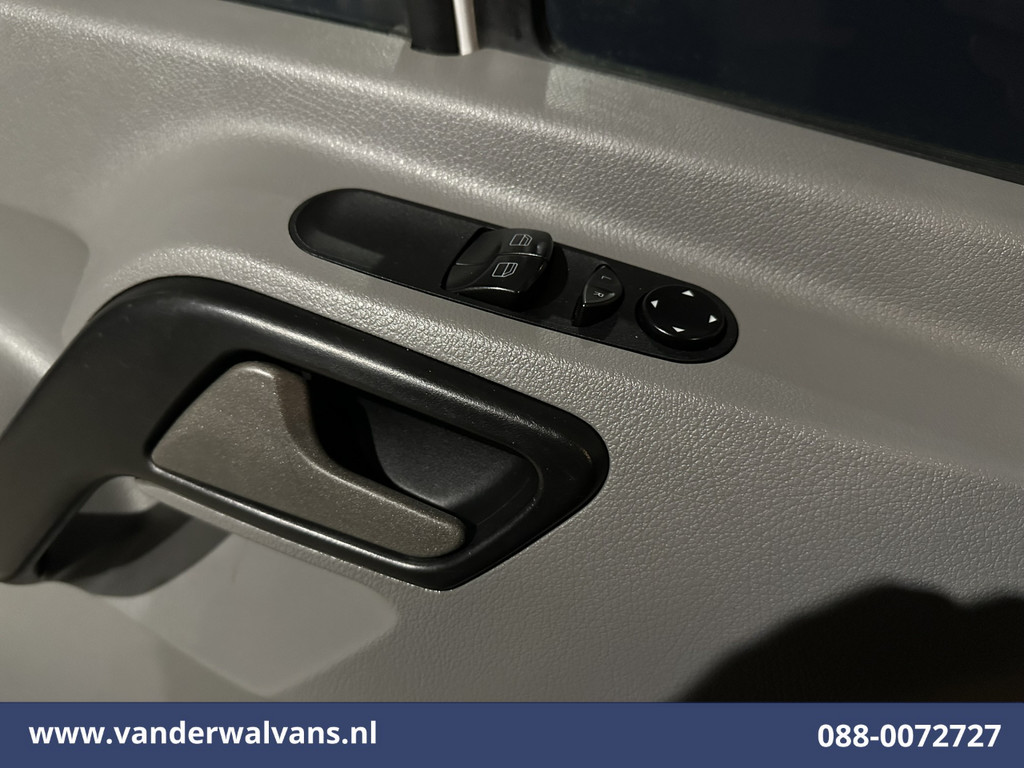 Mercedes-Benz Sprinter 316 CDI 163pk L2H2 Euro6 Airco | 2800kg trekhaak | Cruisecontrol Parkeersensoren, Bluetooth-telefoonvoorbereiding 15