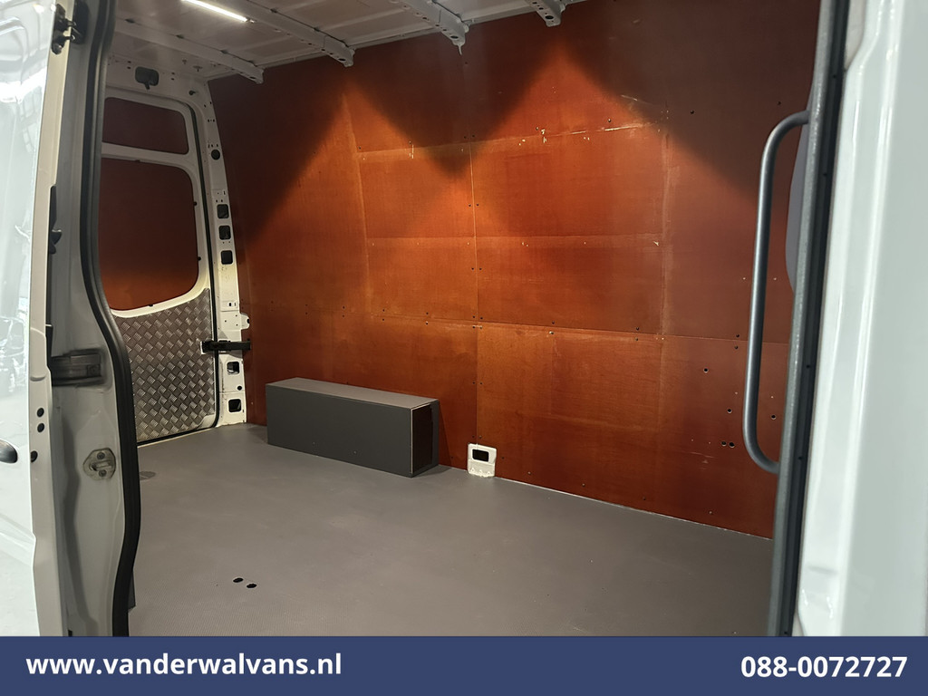 Mercedes-Benz Sprinter 316 CDI 163pk L2H2 Euro6 Airco | 2800kg trekhaak | Navigatie | Cruisecontrol Parkeersensoren 12